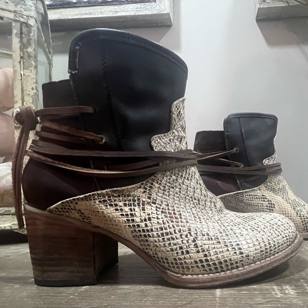 Freebird Boots